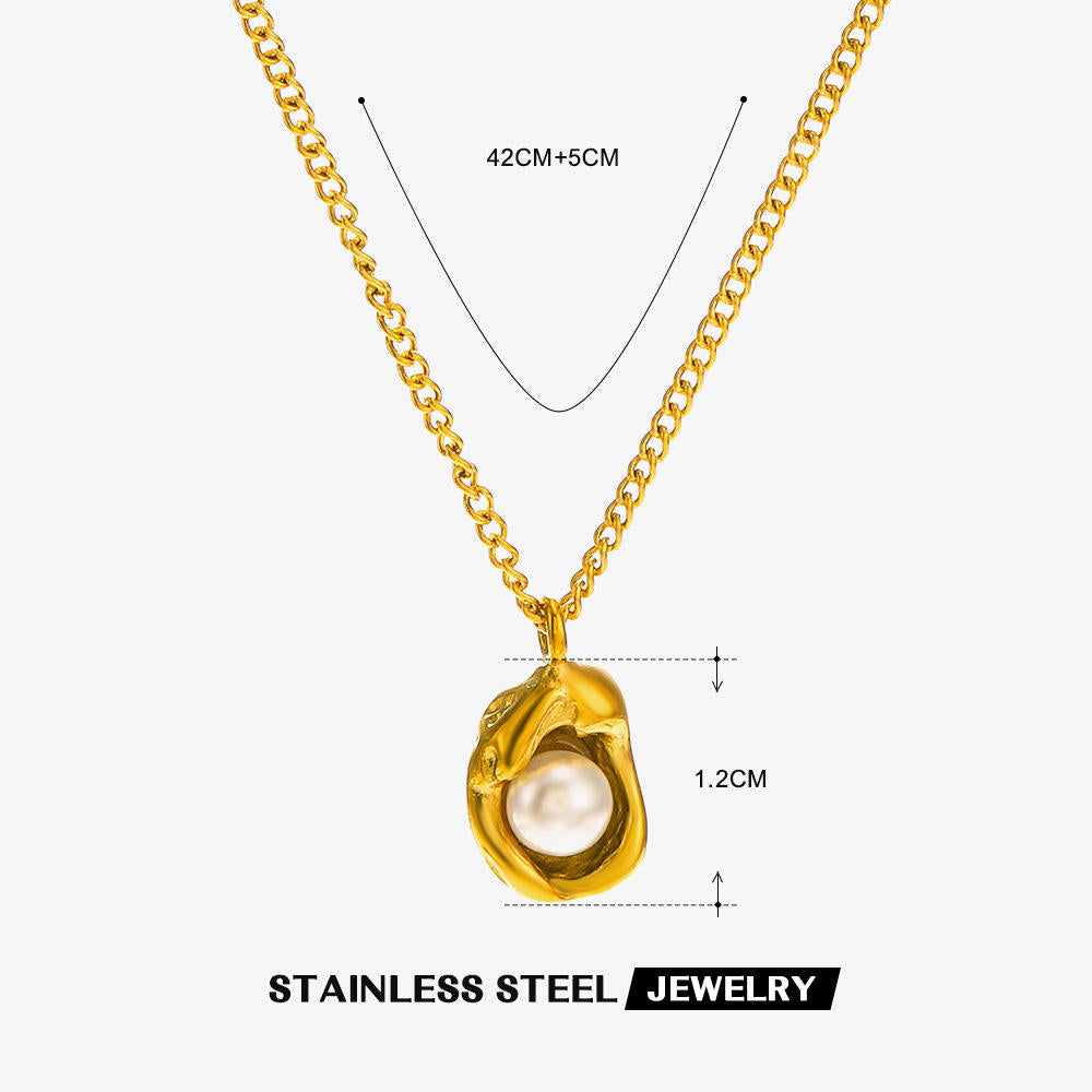 Irregular Pearl Studded Necklace