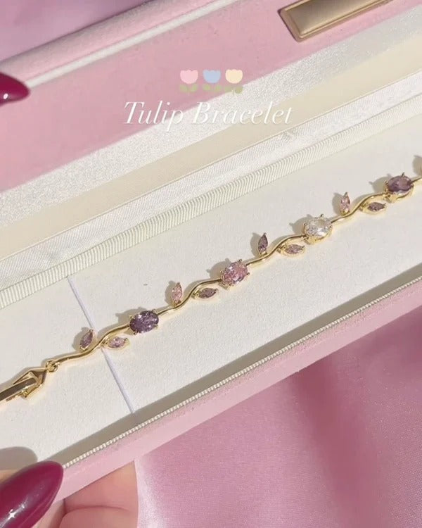 Viral Tulip Bracelet