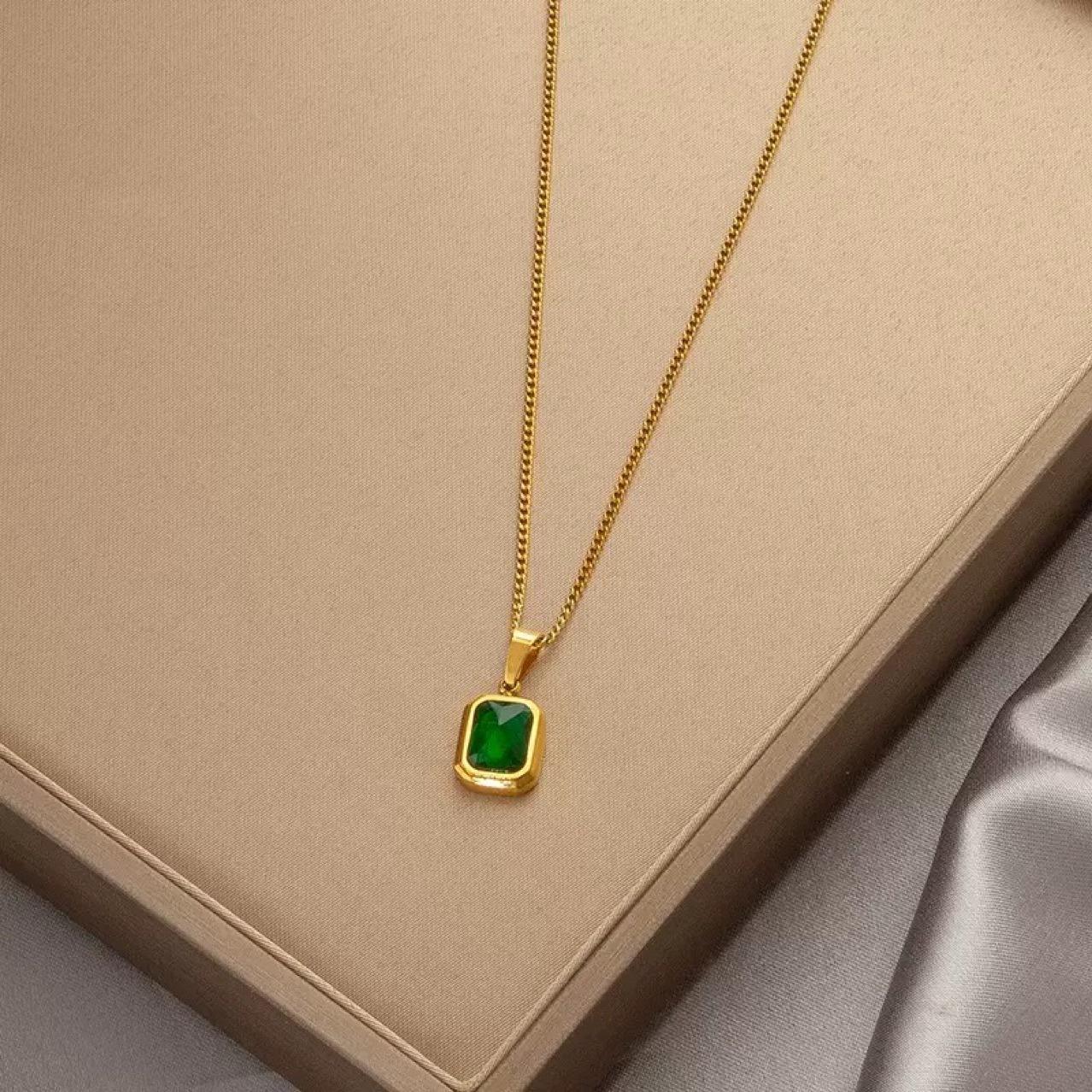 Green Stone Necklace