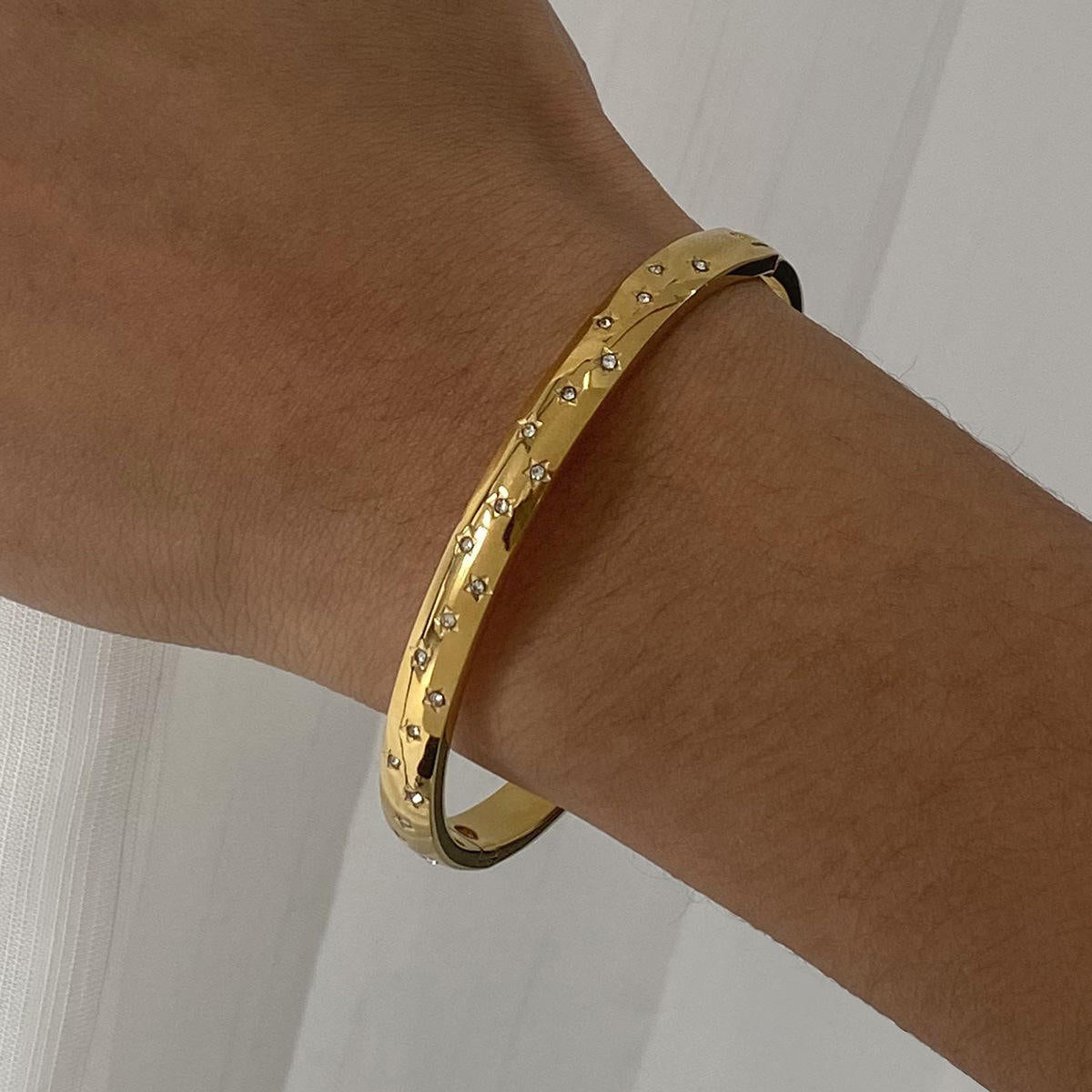 Zircon in Star-Studded Bangle Bracelet