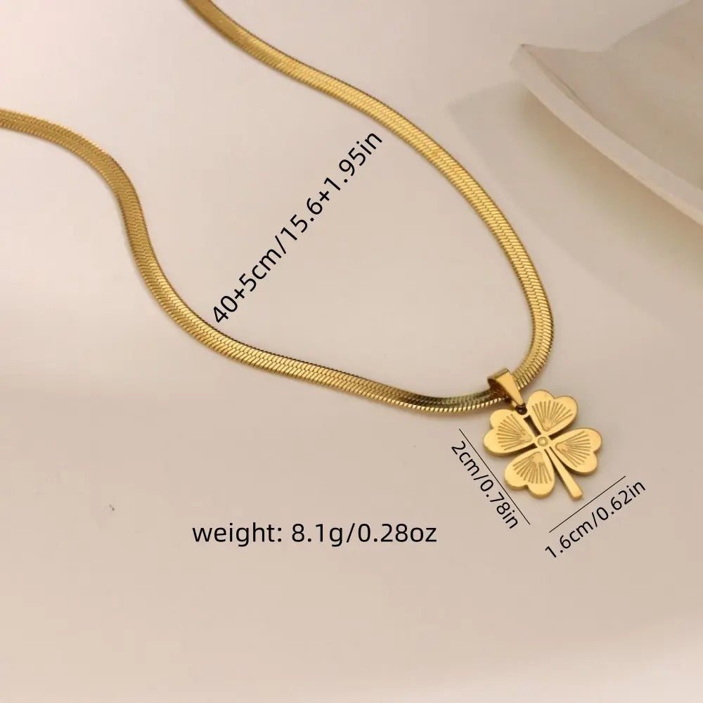 Lucky Leaf Pendant Flat Snake Chain Necklace