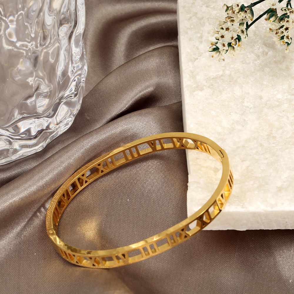 Roman Numeral Cuts Bangle