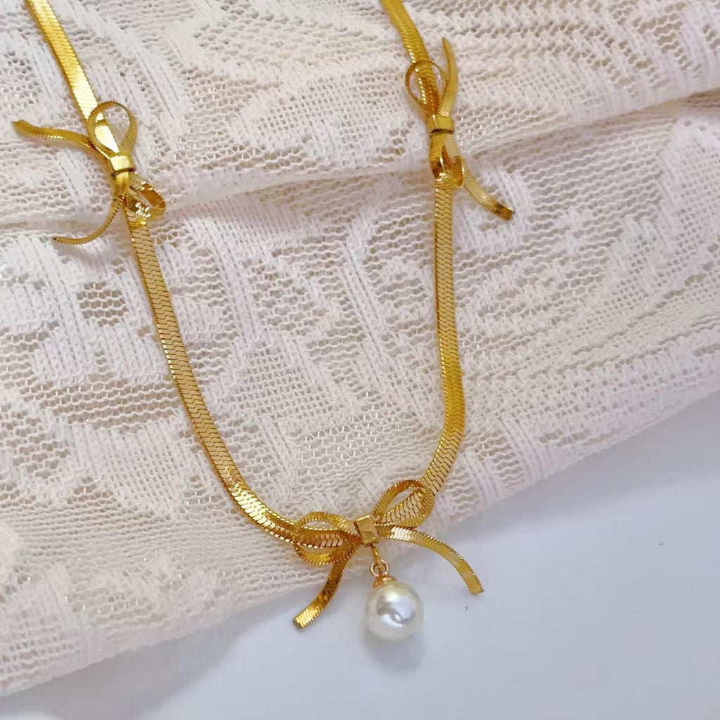Triple Bowknot Pearl Snake Chain Necklace