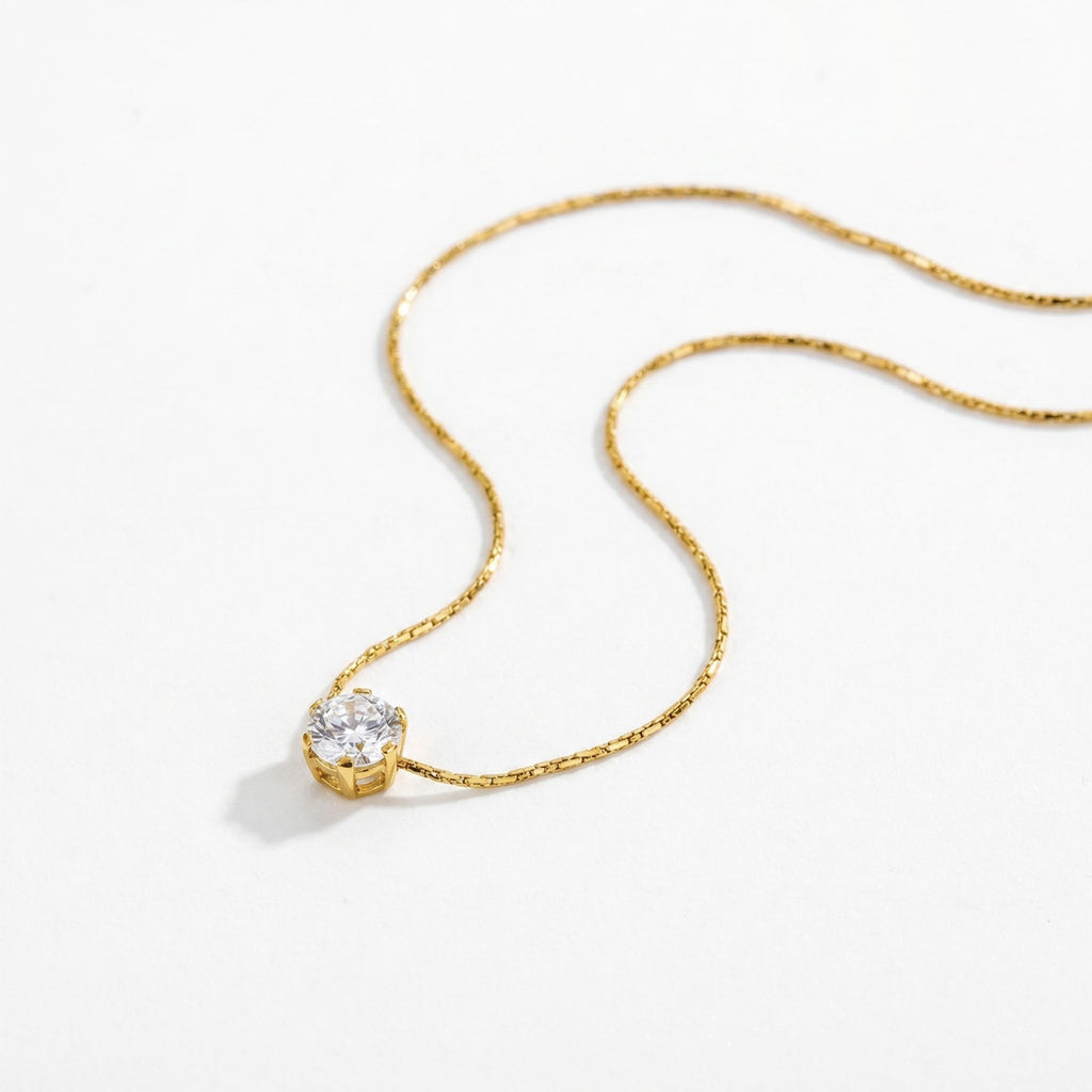 Round Solitaire Diamond Studded Thread Chain Necklace