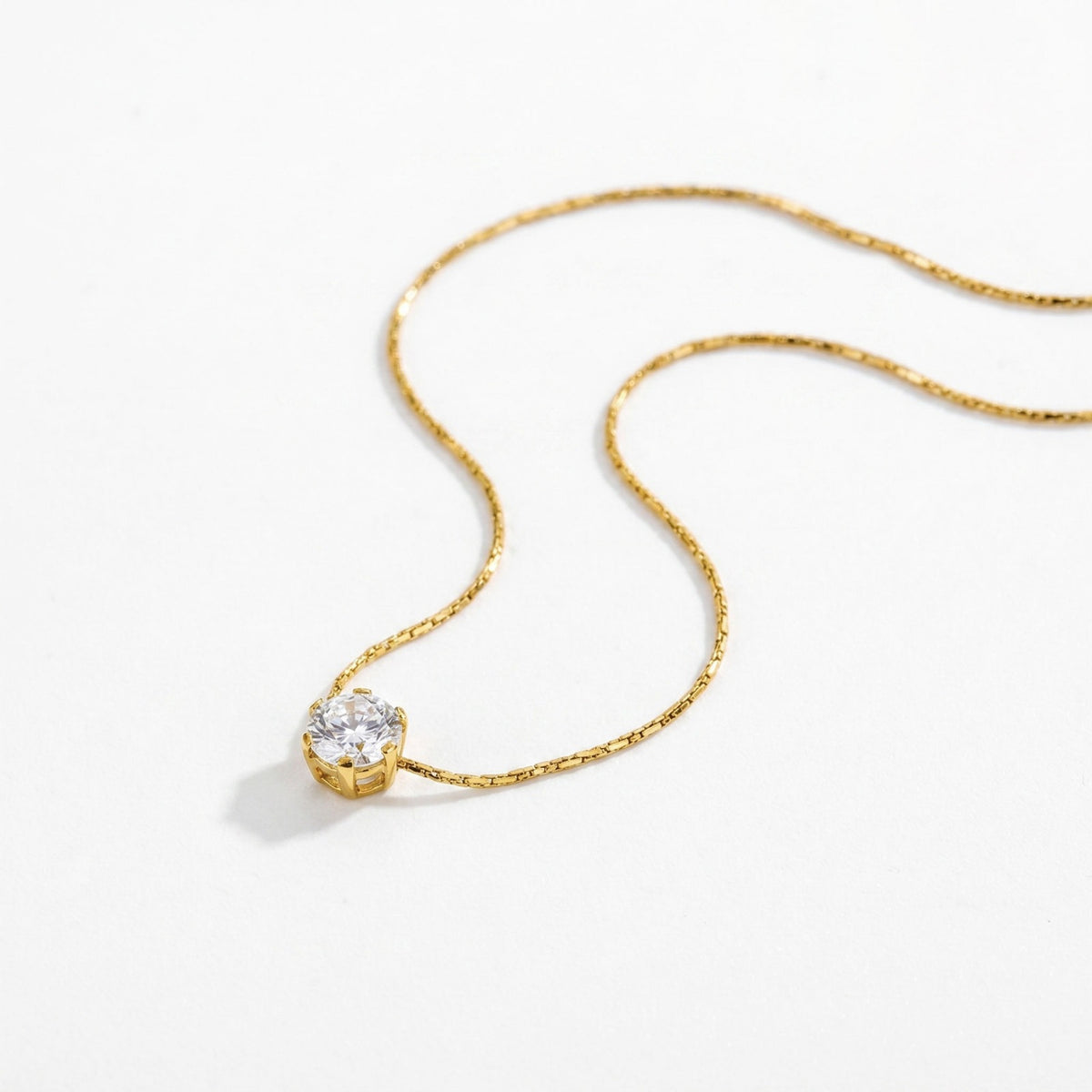 Round Solitaire Diamond Studded Thread Chain Necklace