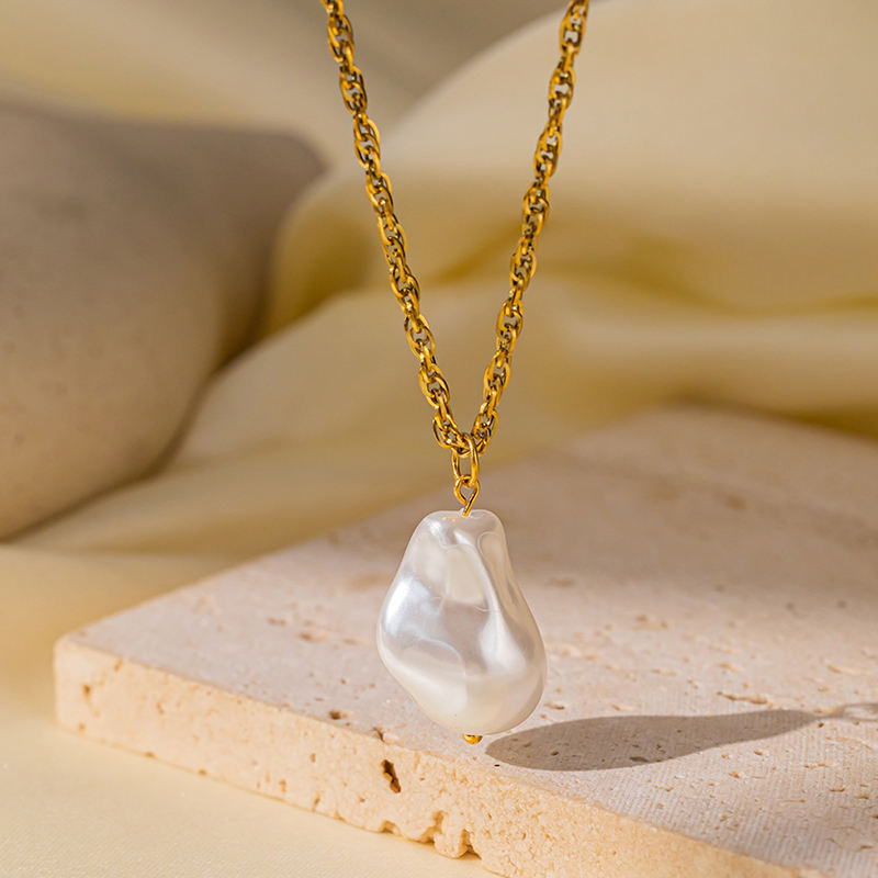 Freshwater Pearl Necklace