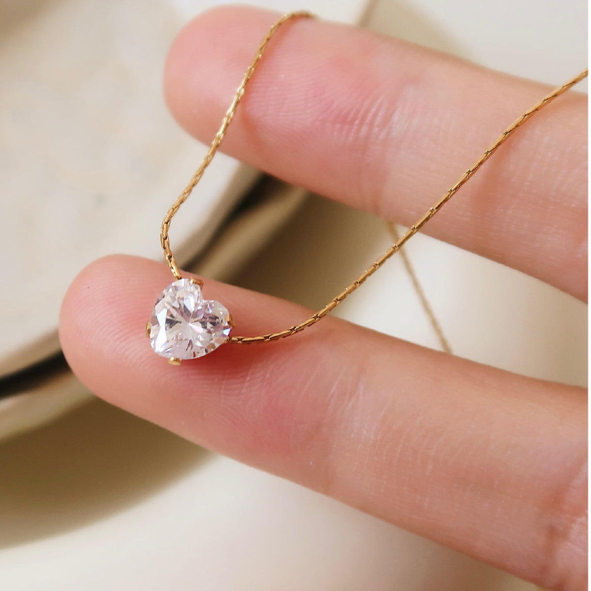Heart Solitaire Diamond Studded Thread Chain