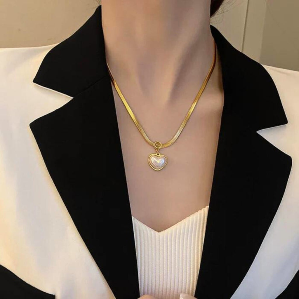 Pearl Heart Snake Chain Necklace