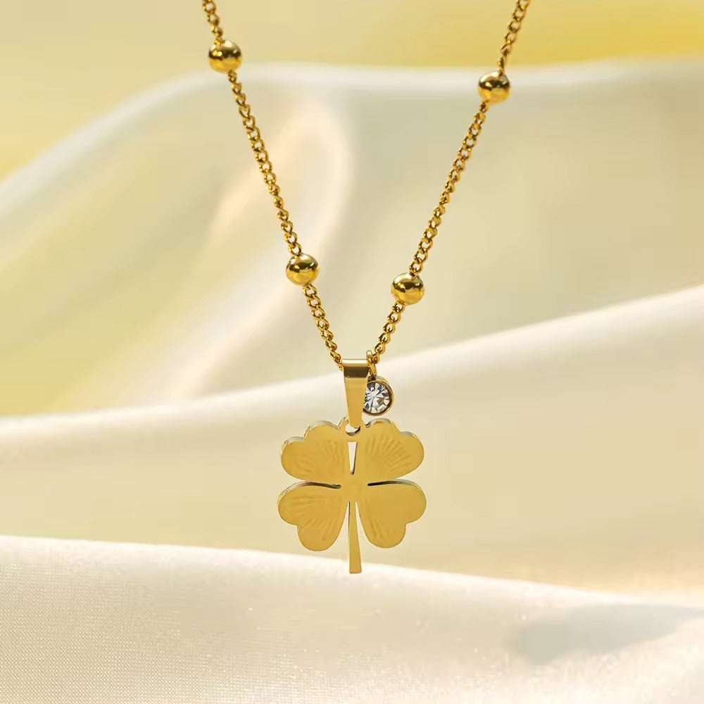 Lucky Leaf Stone Drop Pendant With Beads Chain Necklace