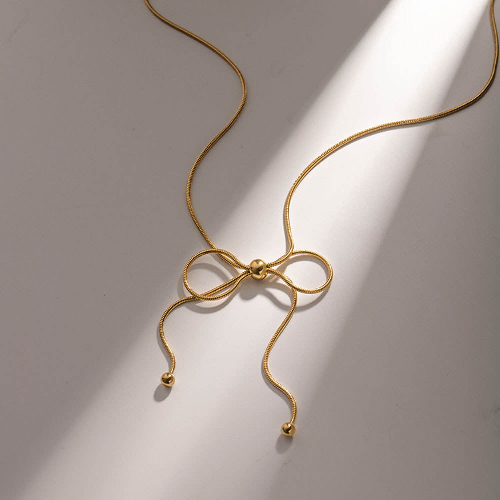 Rope Chain Bow Necklace