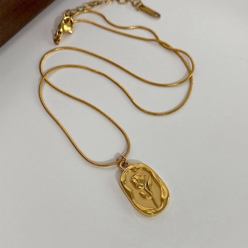 Tulip Stamped Pendant Necklace